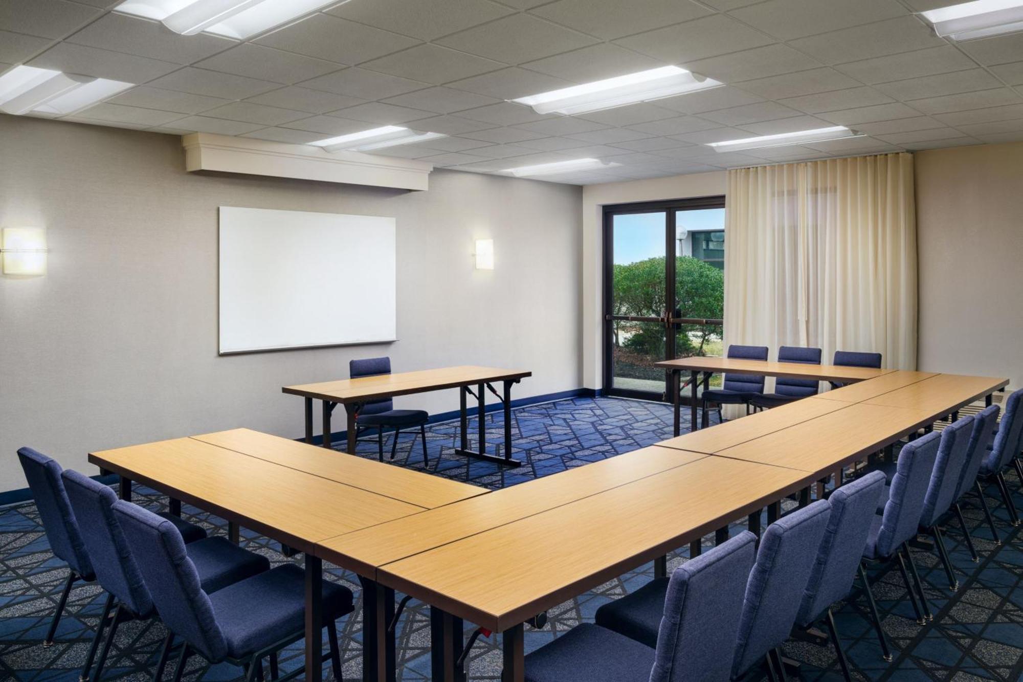 Courtyard Columbus Worthington Ξενοδοχείο Εξωτερικό φωτογραφία